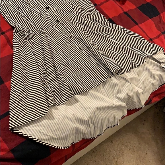 Dress - Picture 4 of 5